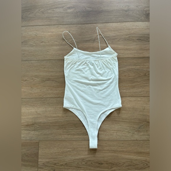 Gaze Bodysuit - Picture 4 of 5